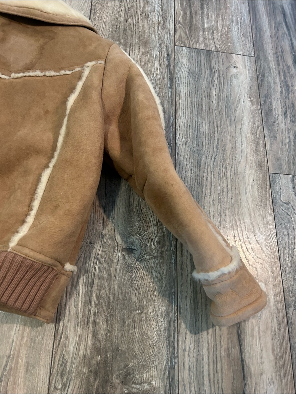 Vintage Levi’s 1984 Olympic Sheepskin Jacket Women’s Size 4 Very Nice - Picture 13 of 16